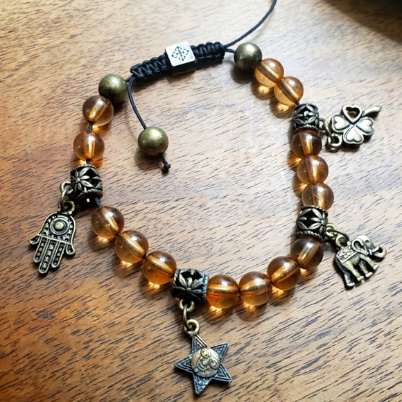 Adjustable Beaded Good Luck Bracelet - Picture 1 of 2